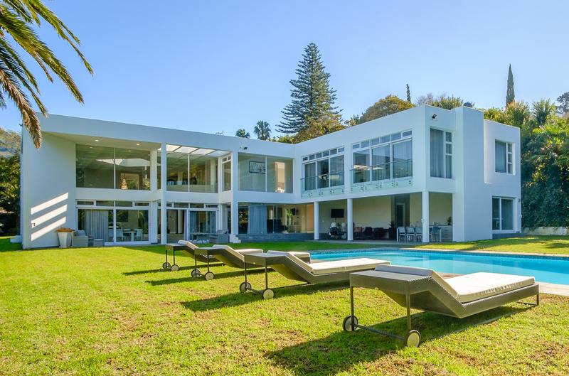 6 Bedroom Property for Sale in Constantia Western Cape
